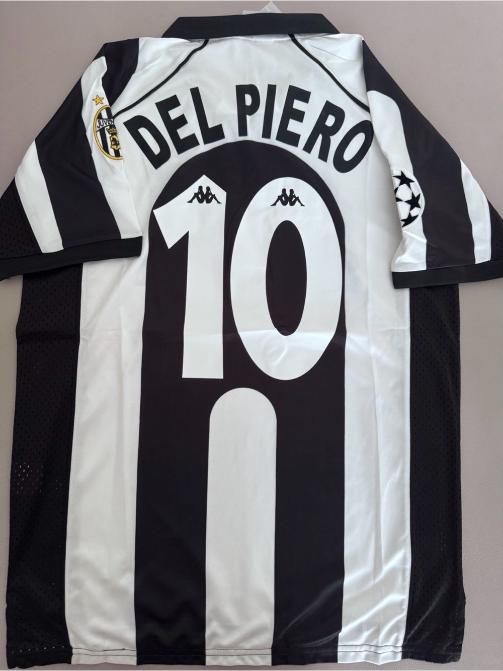 Del piero juventus retro jersey